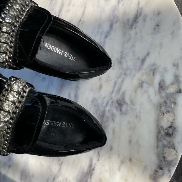 Steve Madden Girls’ Patent Loafers with Rhinestone Chain – Size 13 - Picture 9 of 12